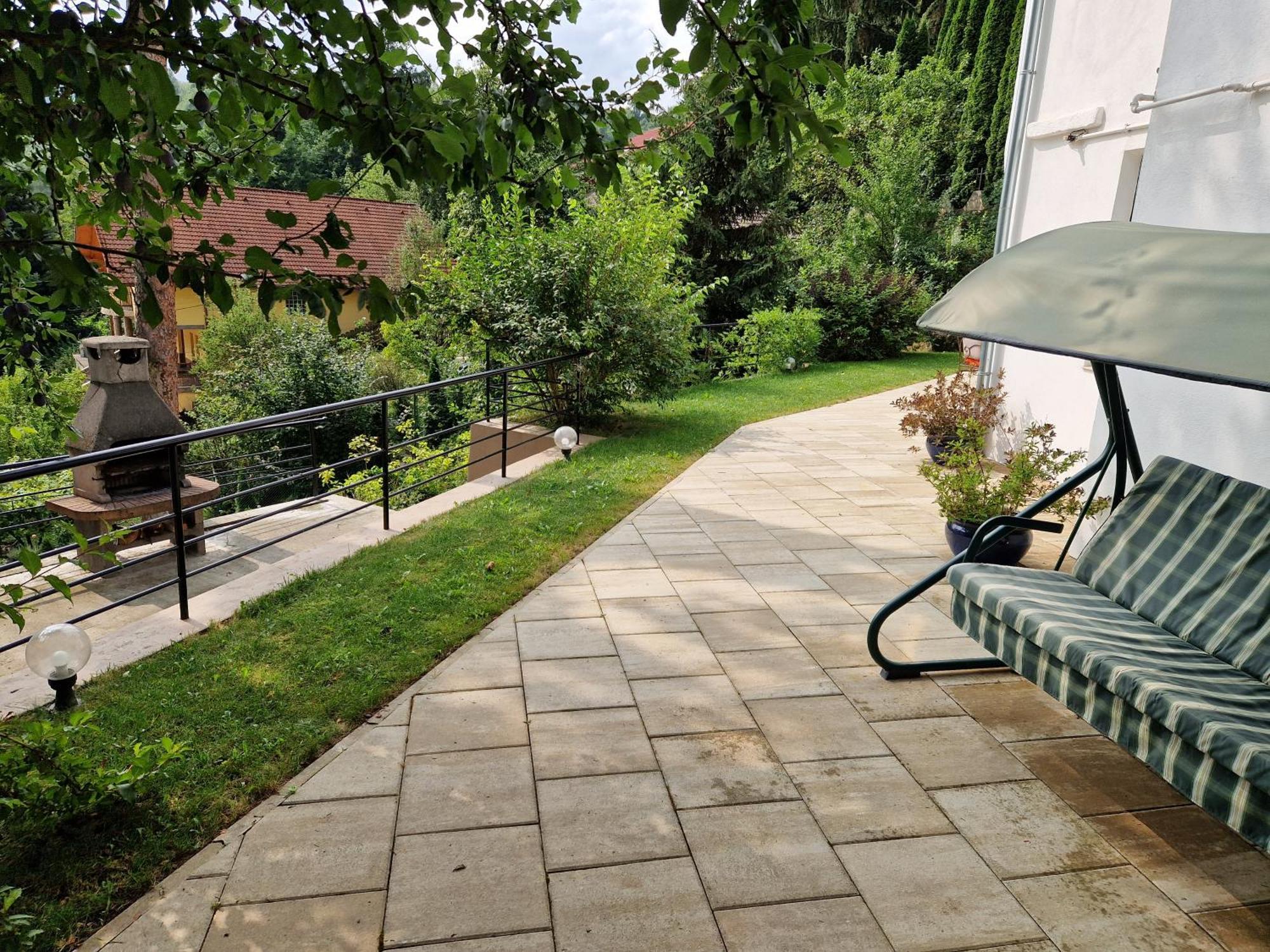 Spirii House Apartman Brassó Kültér fotó